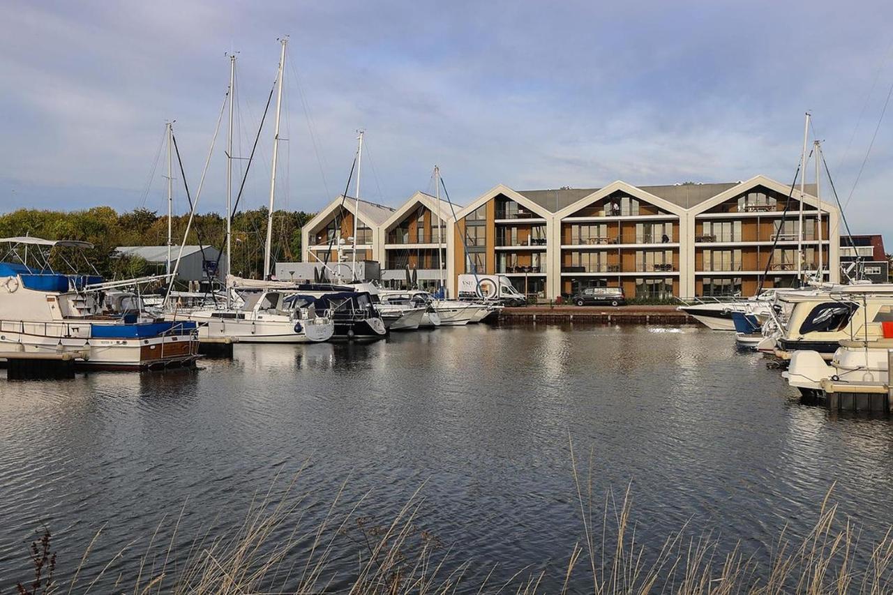 Luxe 4 Persoons Appartement In Residence Marina Kamperland 2C Kültér fotó