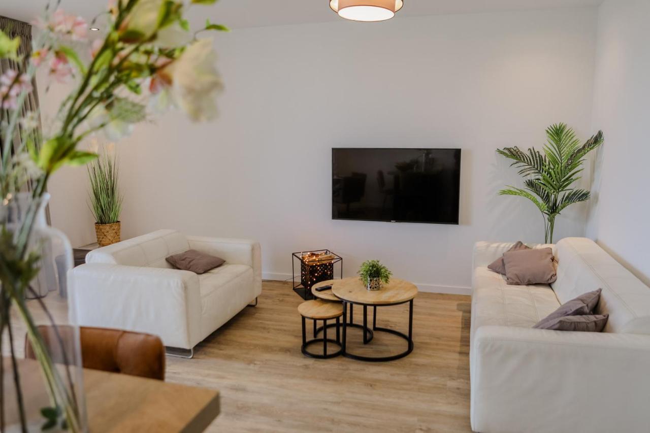 Luxe 4 Persoons Appartement In Residence Marina Kamperland 2C Kültér fotó