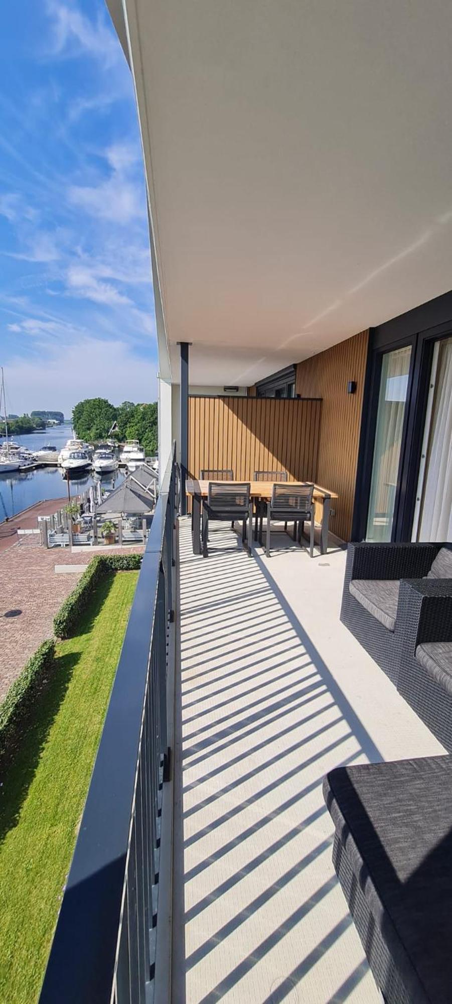 Luxe 4 Persoons Appartement In Residence Marina Kamperland 2C Kültér fotó